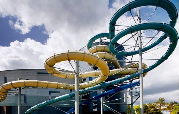 Zjeżdzalnie w Aquaparku Druskienniki Out of doors slides